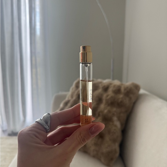 Tom Ford Soleil Blanc Eau de Parfum travel spray - Picture 4 of 7